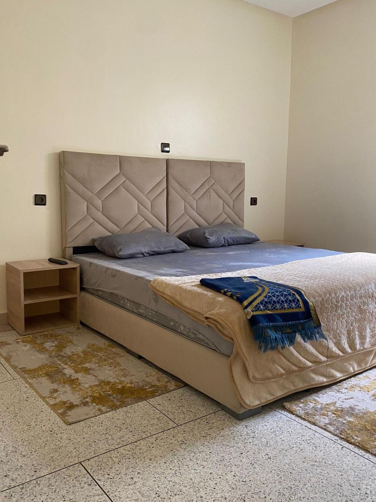 Hotel Mamounia El Hajeb 外观 照片